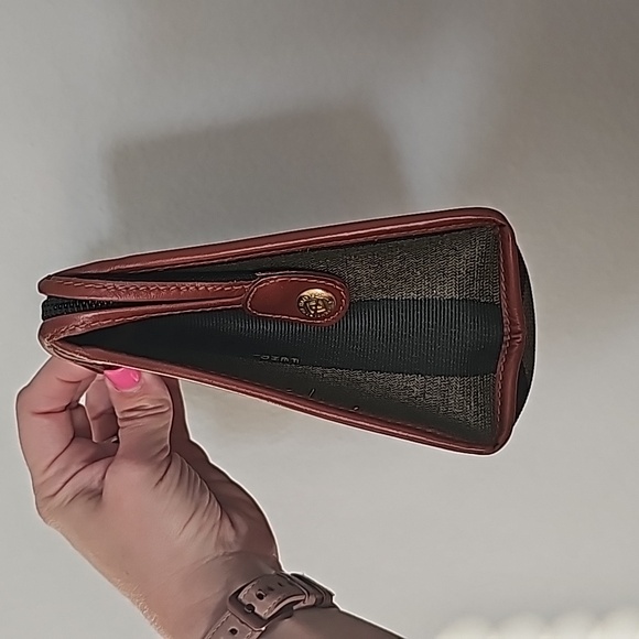 Fendi Pecan Canvas Clutch RARE - Picture 5 of 11